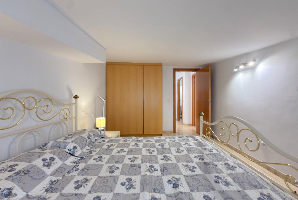 EXCLUSIVO DÚPLEX EN UNA DE LAS MEJORES ZONAS DE GANDÍA CON GARAJE, TRASTERO Y ESPECTACULAR TERRAZA