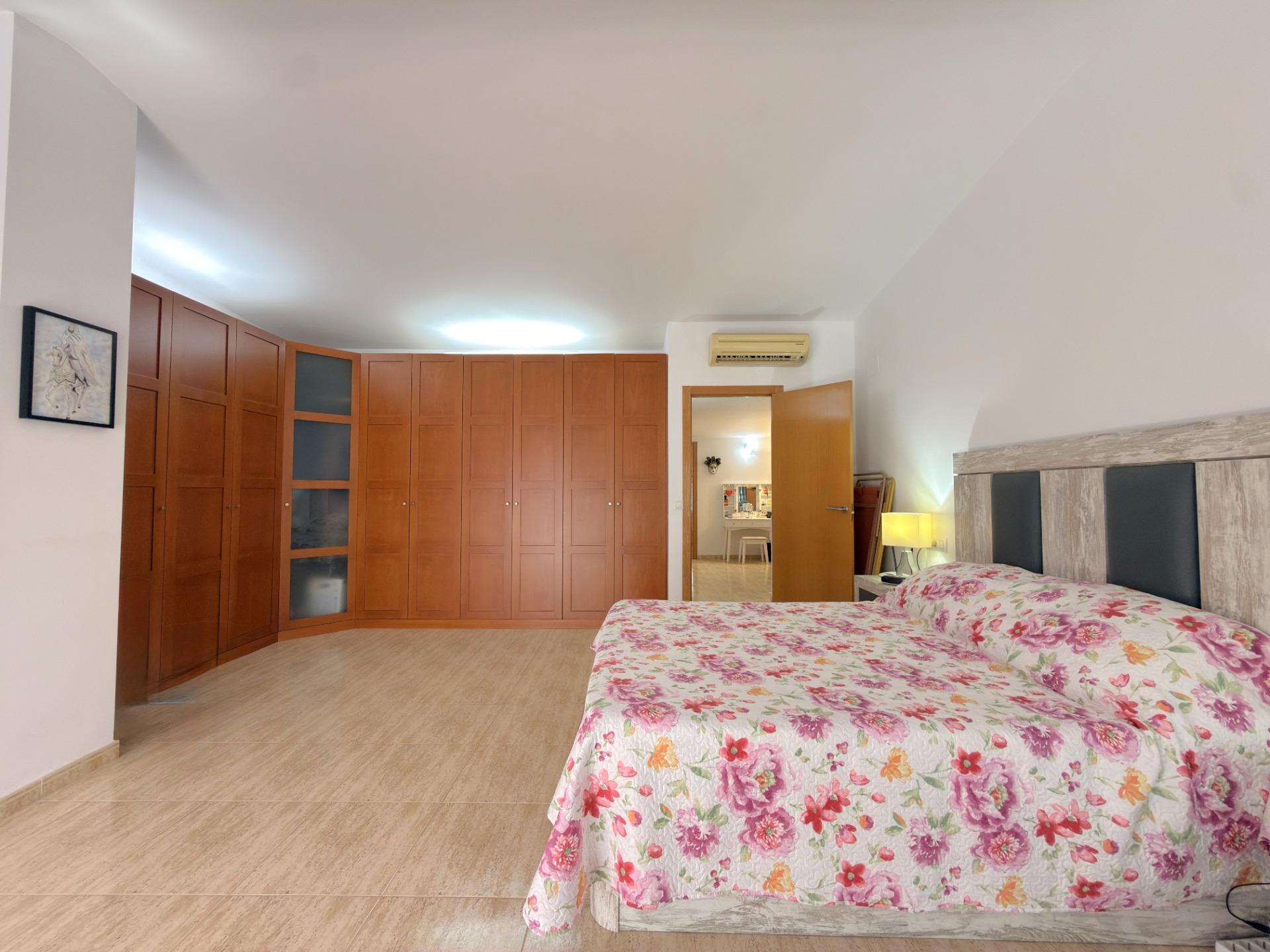 EXCLUSIVO DÚPLEX EN UNA DE LAS MEJORES ZONAS DE GANDÍA CON GARAJE, TRASTERO Y ESPECTACULAR TERRAZA