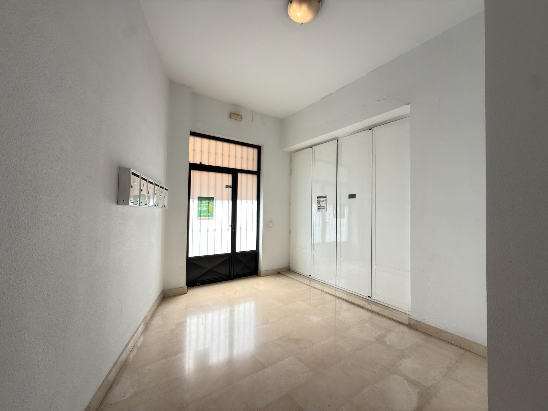 EXCLUSIVO DÚPLEX EN UNA DE LAS MEJORES ZONAS DE GANDÍA CON GARAJE, TRASTERO Y ESPECTACULAR TERRAZA