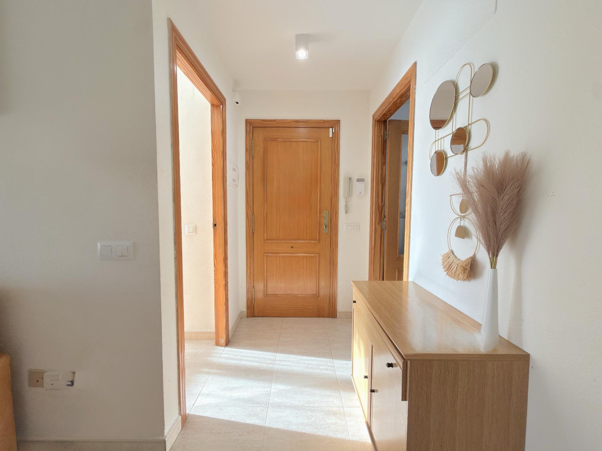 Dúplex en la playa de Gandía con terraza privada, garaje y licencia turística