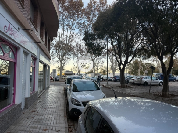 Local comercial en Vender en Oliva