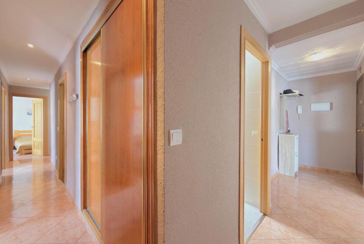 Vivienda reformada de 101 m² con 4 habitaciones y gran luminosidad en Gandía