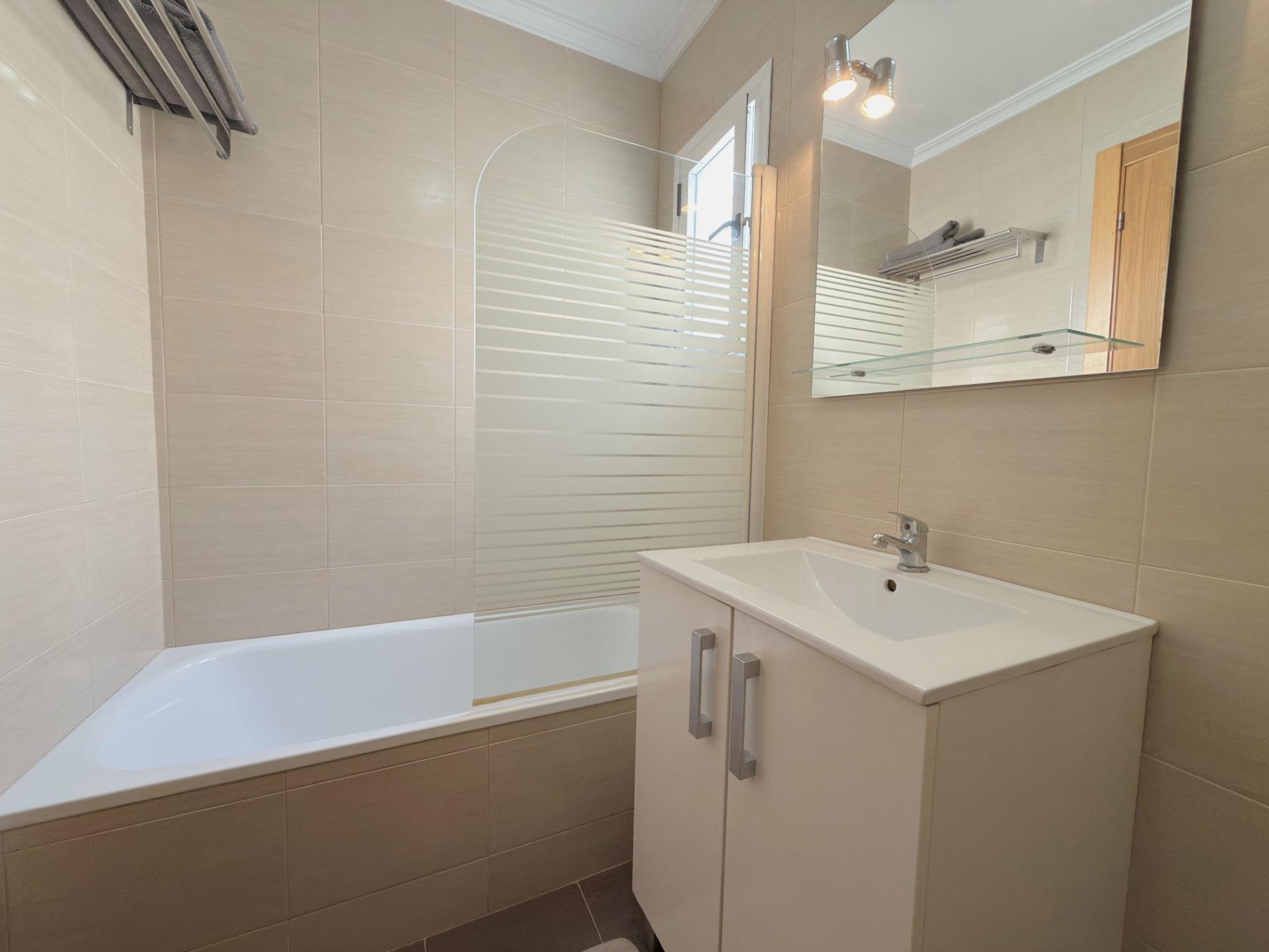 Vivienda reformada de 101 m² con 4 habitaciones y gran luminosidad en Gandía