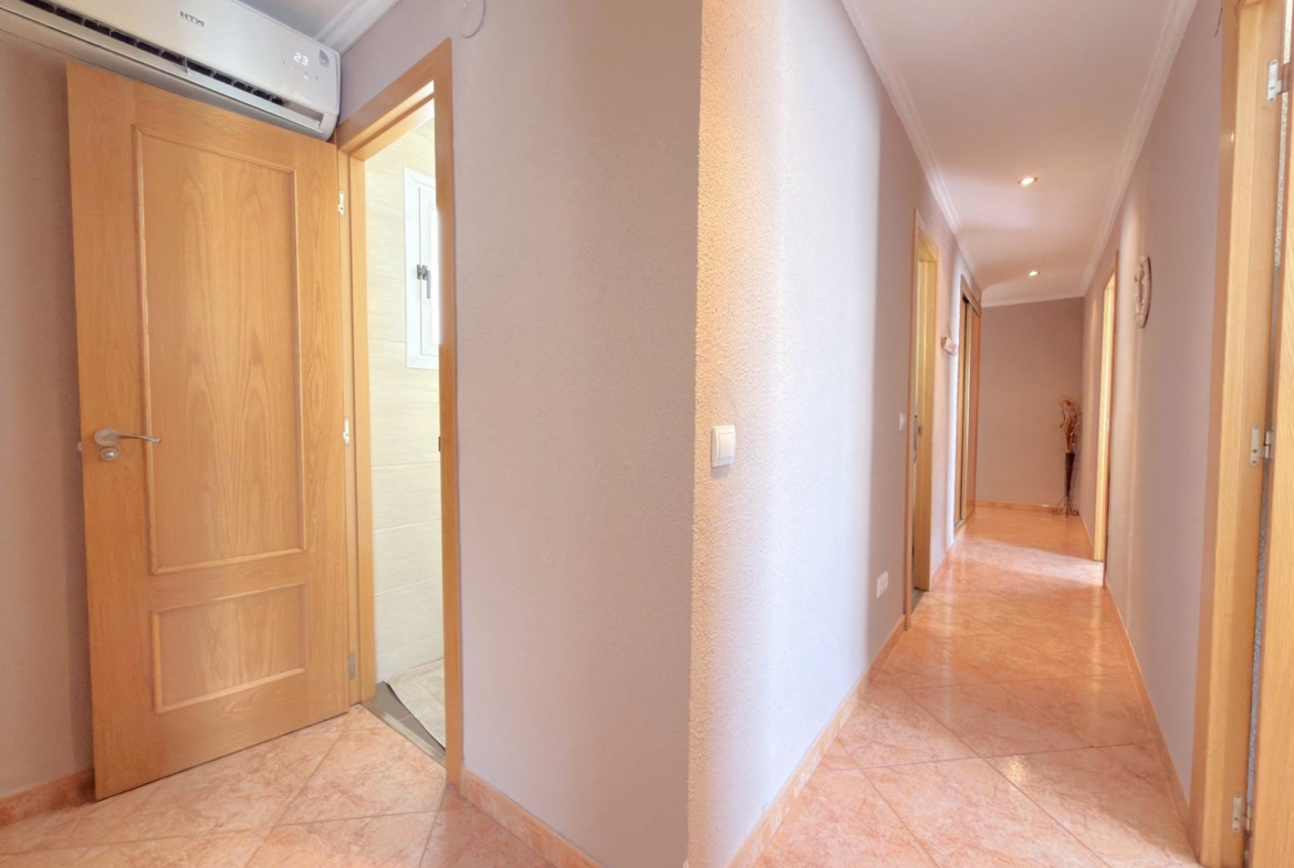 Vivienda reformada de 101 m² con 4 habitaciones y gran luminosidad en Gandía