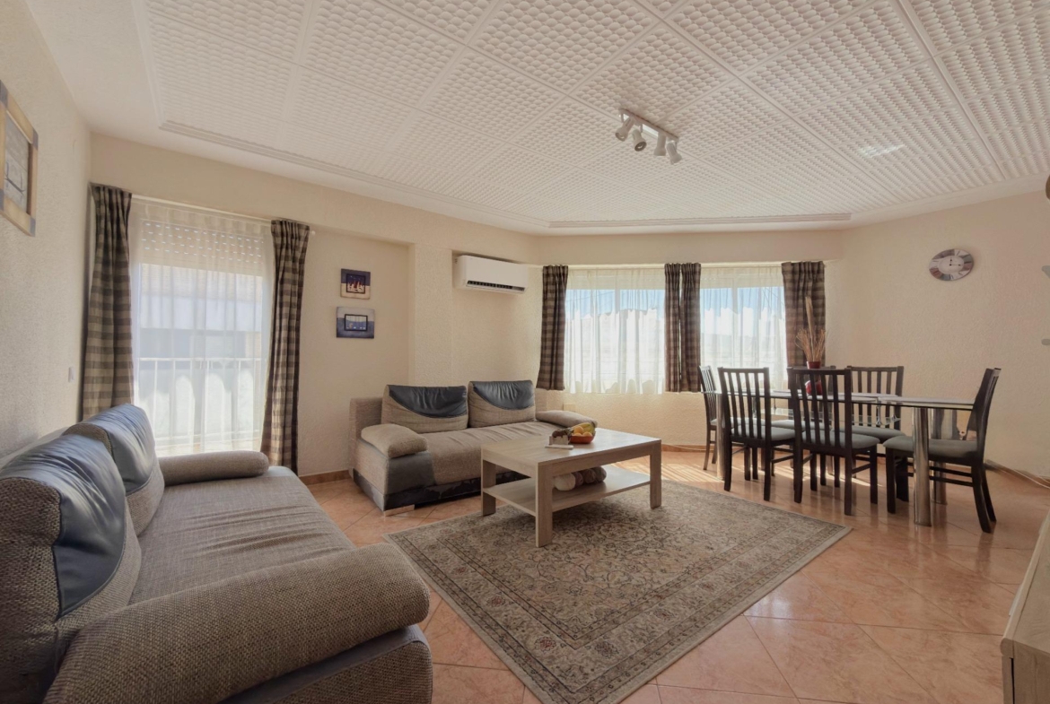 Vivienda reformada de 101 m² con 4 habitaciones y gran luminosidad en Gandía