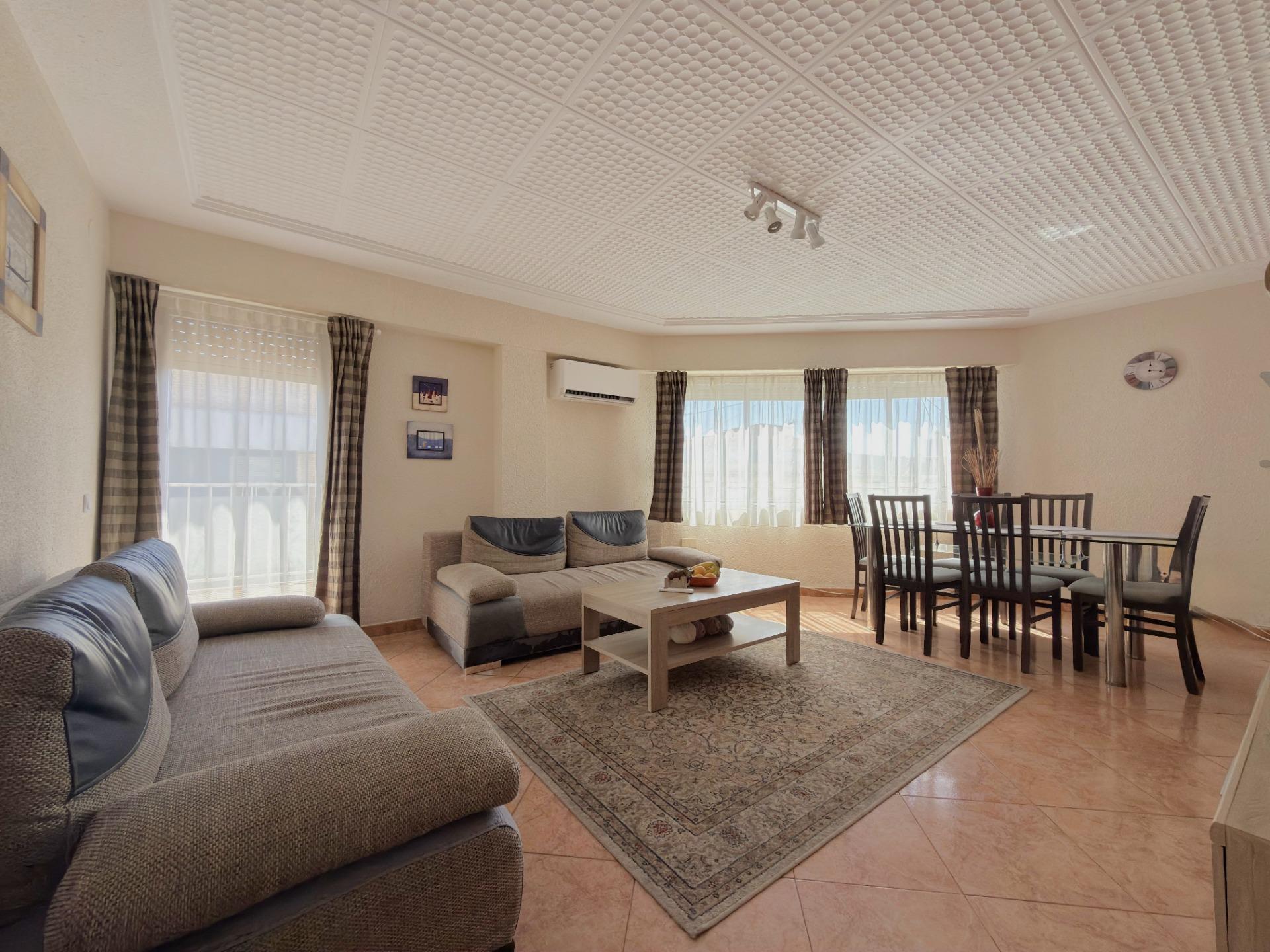Vivienda reformada de 101 m² con 4 habitaciones y gran luminosidad en Gandía