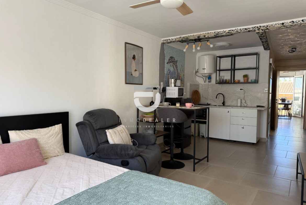Estudio en alquiler en casa compartida – Palma de Gandia