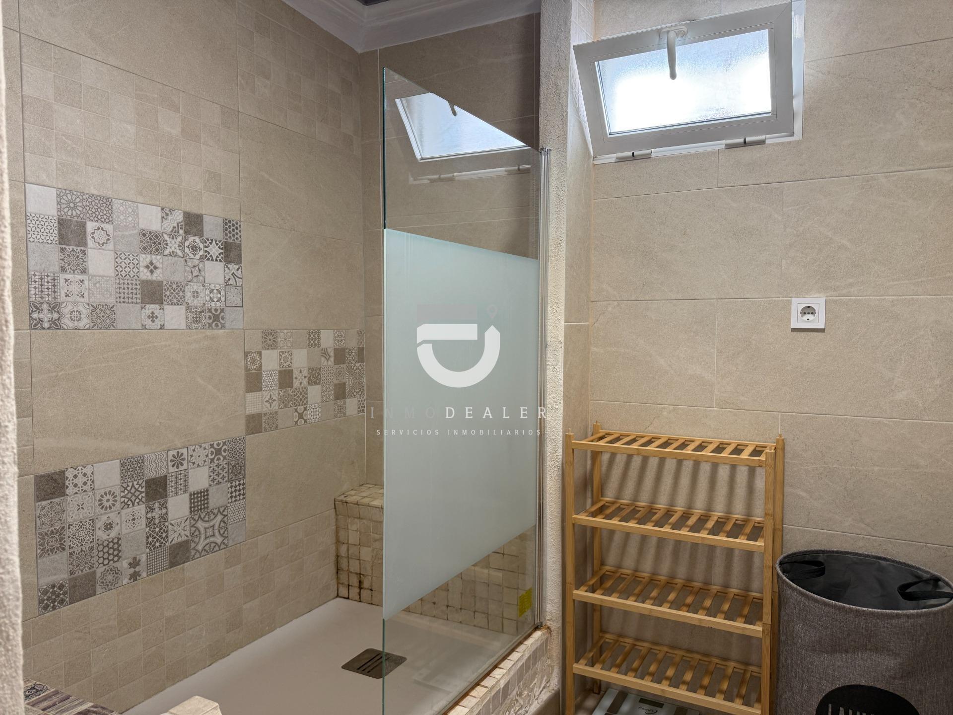 Estudio en alquiler en casa compartida – Palma de Gandia