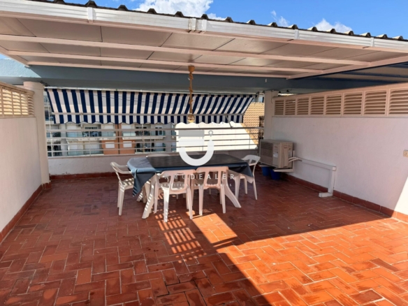 APARTAMENTO EN PLAYA DE GANDIA